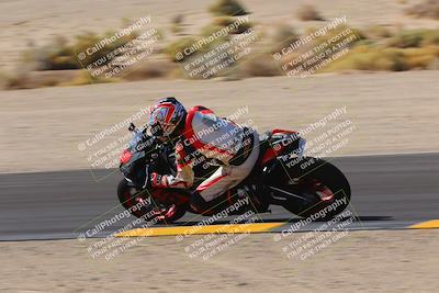 media/Oct-08-2022-SoCal Trackdays (Sat) [[1fc3beec89]]/Turn 9 Inside (10am)/